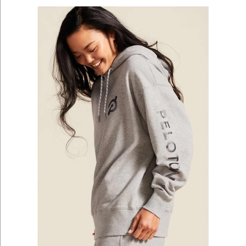 Peloton chic pullover hoodie